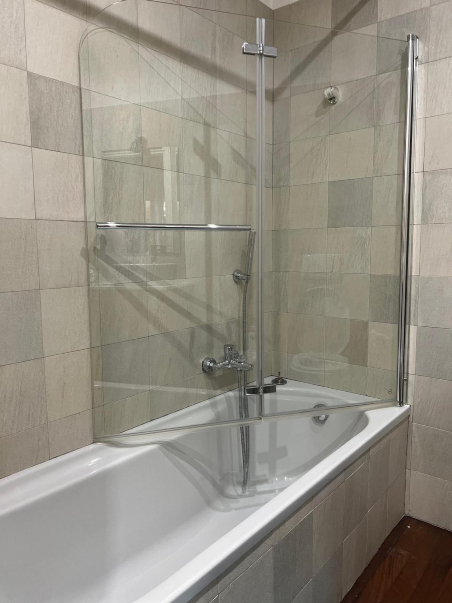 B&B Resilienza - Camera Privata Con Bagno Lecco Buitenkant foto